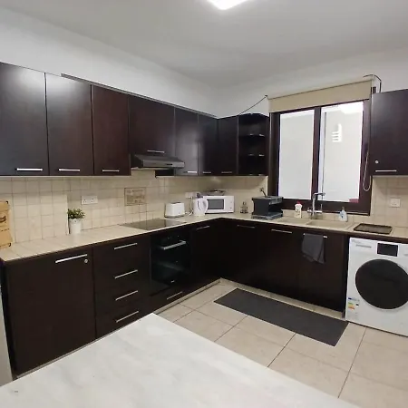 アパート Spacious 2 Bedroom *