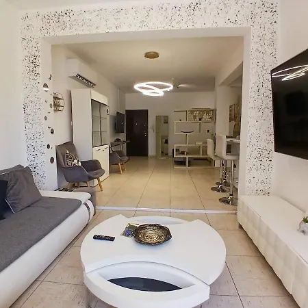 Apartamento Spacious 2 Bedroom Lárnaca